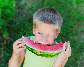 流泪吃瓜群众黑脸,黑脸众生相