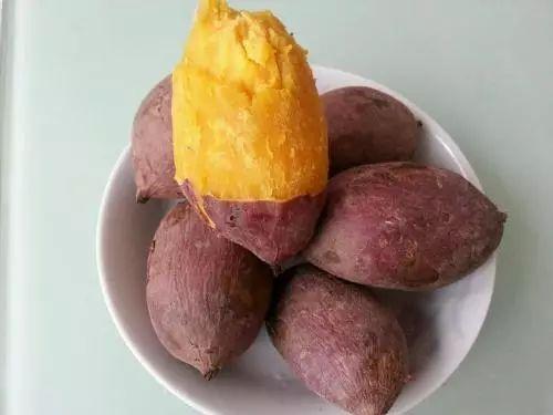 吃土瓜喝酒,尽享田园风味