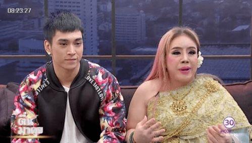 吃瓜富婆结婚,富婆华丽转身，喜结连理！